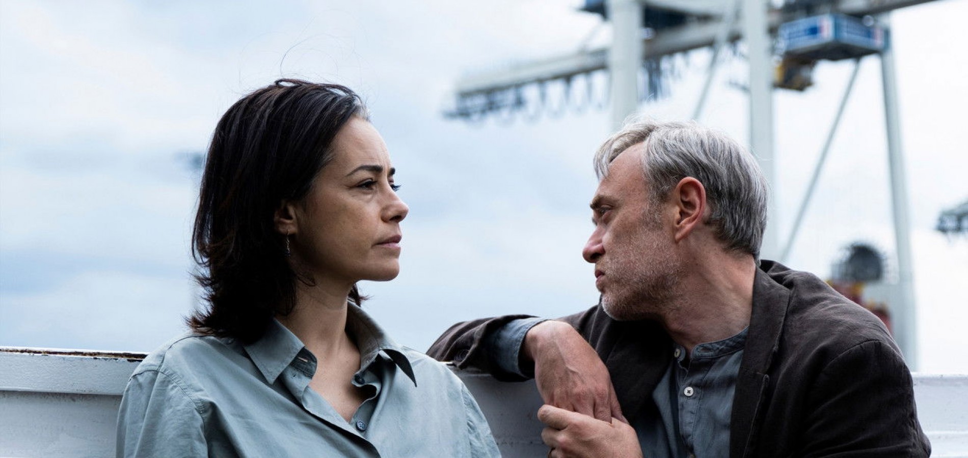 actualité Yellow Letters VO